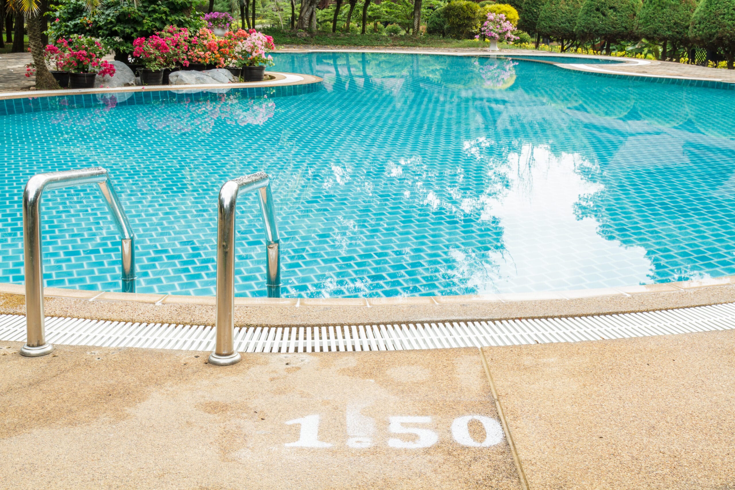 fiberglass pool installation in Flowery Branch Georgia